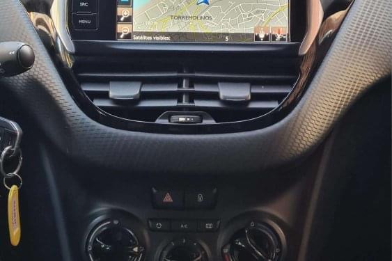 PEUGEOT 2008 1.6 BlueHDI 100cv. STYLE 2017 de segunda mano