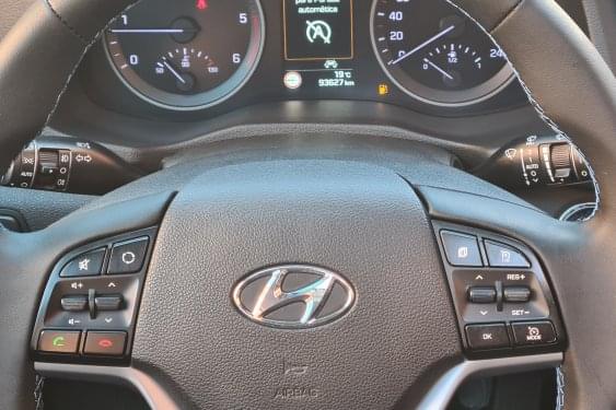 HYUNDAI TUCSON 1.7CRDI 115cv. KLASS NAVI & techo 2016 de segunda mano