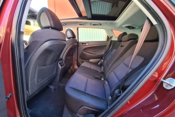 HYUNDAI TUCSON 1.7CRDI 115cv. KLASS NAVI & techo 2016 de segunda mano