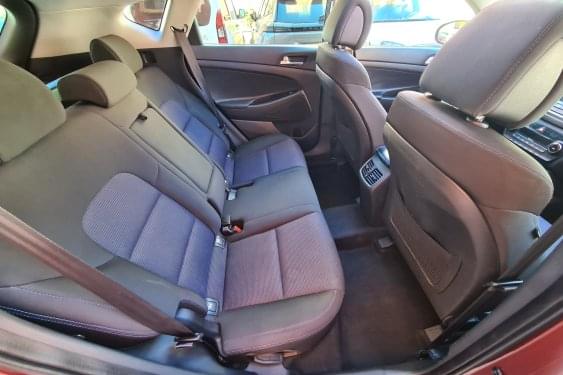 HYUNDAI TUCSON 1.7CRDI 115cv. KLASS NAVI & techo 2016 de segunda mano