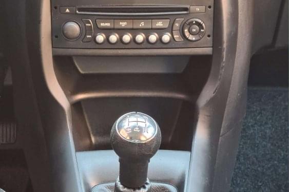 CITROEN C3 1.0 VTI 68cv. TONIC 2013 de segunda mano