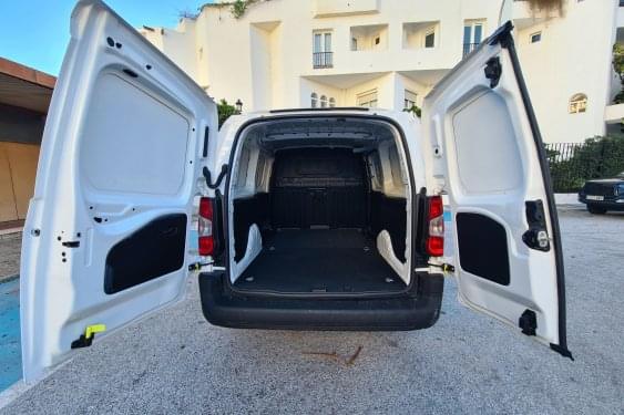 CITROEN BERLINGO VAN XL 1.5 BlueHDI 100cv. 6vel. CONTROL 2021 de segunda mano