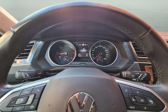 VOLKSWAGEN TIGUAN 2.0TDI 150CV LIFE SPORT 2021 de segunda mano