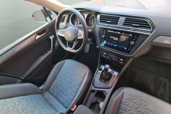 VOLKSWAGEN TIGUAN 2.0TDI 150CV LIFE SPORT 2021 de segunda mano