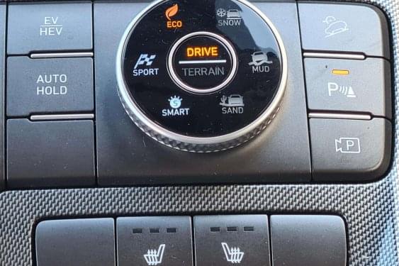 HYUNDAI SANTA FE 1.6TGDI PHEV 4X4 265CV 2021 de segunda mano