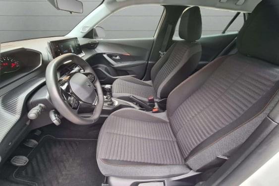 PEUGEOT 2008 1.5 BlueHDI 110cv. ACTIVE 2021 de segunda mano