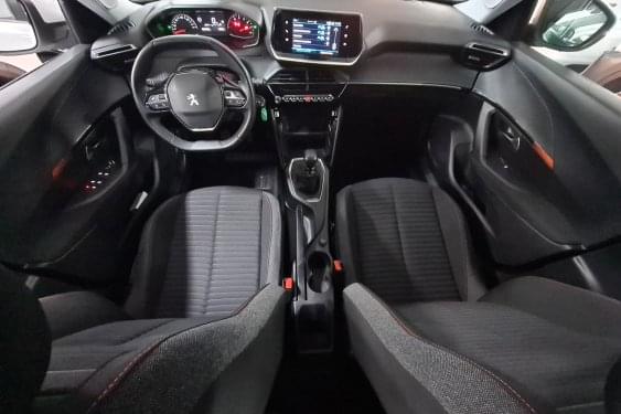 PEUGEOT 2008 1.5 BlueHDI 110cv. ACTIVE 2021 de segunda mano