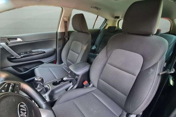 KIA SPORTAGE 1.6 MHEV 100kw 136cv. 4x2 2021 de segunda mano