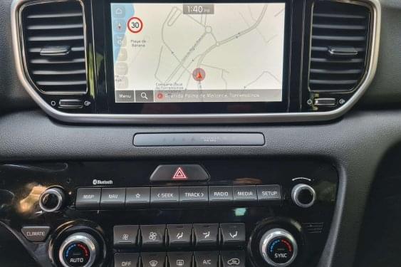 KIA SPORTAGE 1.6 MHEV 100kw 136cv. 4x2 2021 de segunda mano