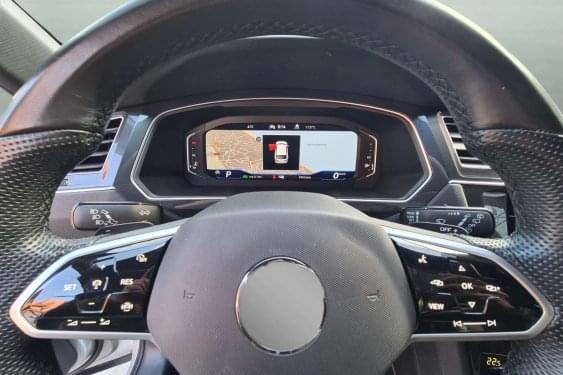 VOLKSWAGEN TIGUAN 2.0 TDI 150cv. DSG R-Line 2022 de segunda mano