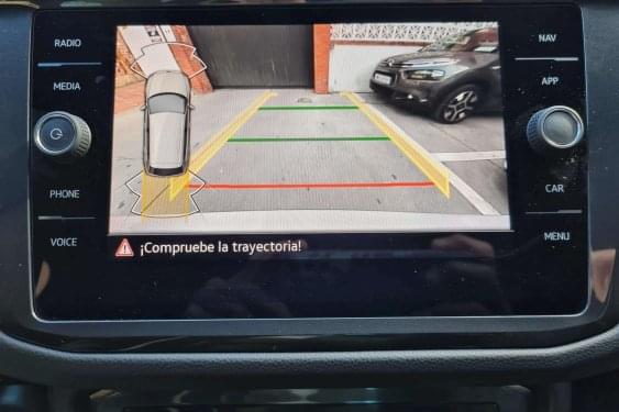 VOLKSWAGEN TIGUAN 2.0 TDI 150cv. DSG R-Line 2022 de segunda mano