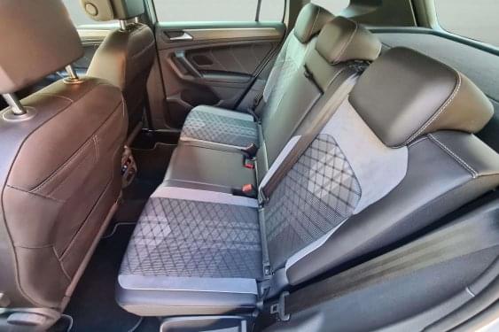 VOLKSWAGEN TIGUAN 2.0 TDI 150cv. DSG R-Line 2022 de segunda mano