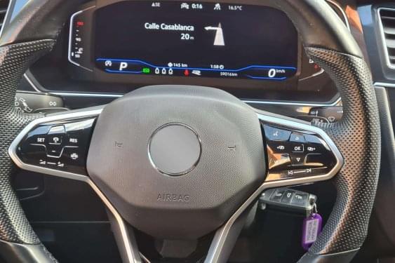 VOLKSWAGEN TIGUAN 2.0 TDI 150cv. DSG R-Line 2022 de segunda mano