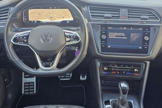 VOLKSWAGEN TIGUAN 2.0 TDI 150cv. DSG R-Line 2022 de segunda mano
