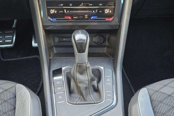VOLKSWAGEN TIGUAN 2.0 TDI 150cv. DSG R-Line 2022 de segunda mano