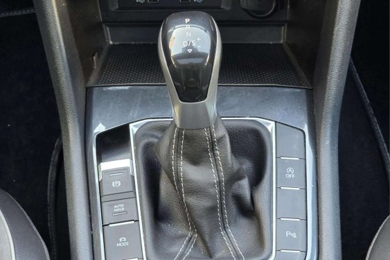 VOLKSWAGEN TIGUAN 2.0 TDI 150cv. DSG R-Line 2022 de segunda mano