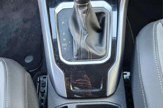 VOLKSWAGEN T-ROC Cabrio 1.5 TSI 150cv. DSG R-Line 2021 de segunda mano