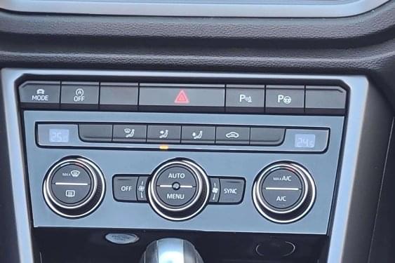 VOLKSWAGEN T-ROC Cabrio 1.5 TSI 150cv. DSG R-Line 2021 de segunda mano