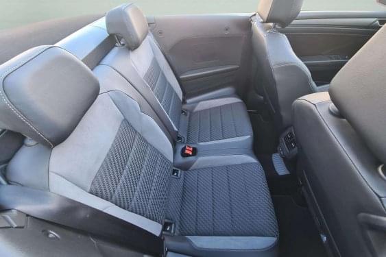 VOLKSWAGEN T-ROC Cabrio 1.5 TSI 150cv. DSG R-Line 2021 de segunda mano