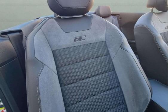 VOLKSWAGEN T-ROC Cabrio 1.5 TSI 150cv. DSG R-Line 2021 de segunda mano