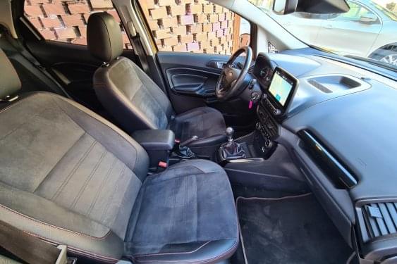 FORD ECOSPORT 1.0 Ecoboost 125cv. ST-Line 2022 de segunda mano