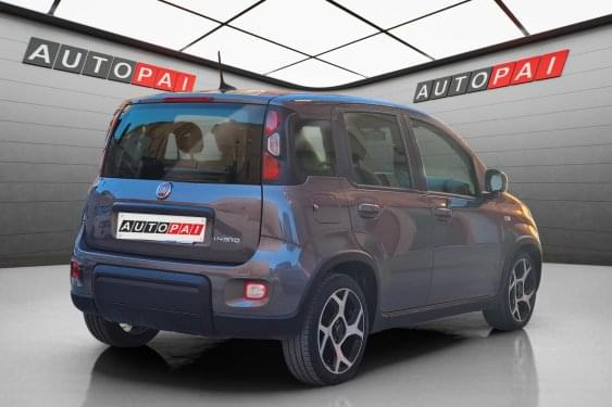 FIAT PANDA 1.0 HYBRID 70cv. SPORT. 2022 de segunda mano