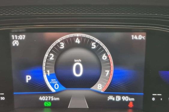 VOLKSWAGEN TAIGO 1.0 TSI 110cv. DSG LIVE 2022 de segunda mano