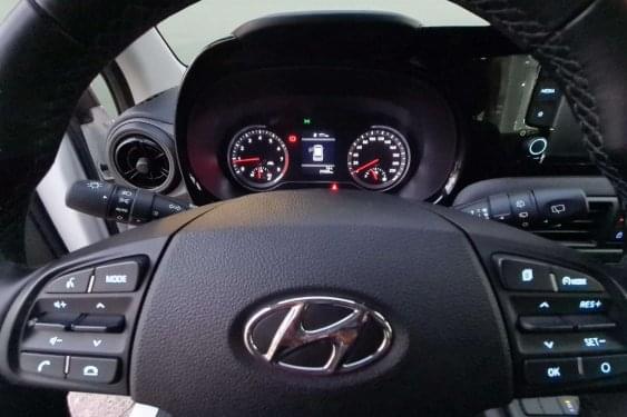 HYUNDAI I10 1.0 TGDI 68cv. KLASS 2021 de segunda mano