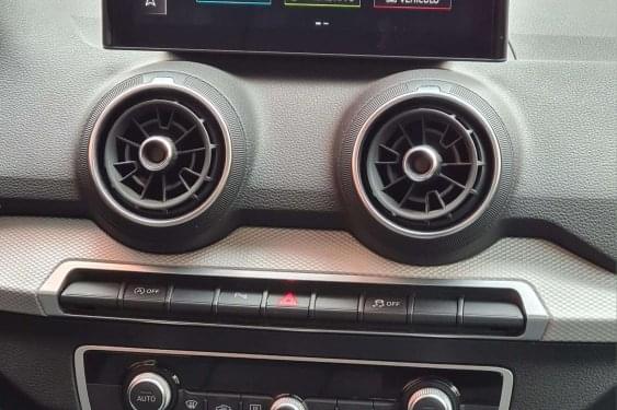 AUDI Q2 30 TFSI 116cv. ADVANCED 2024 de segunda mano