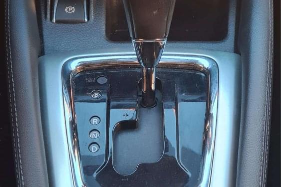 NISSAN QASHQAI 1.2 XTRONIC AUTO 2017 de segunda mano