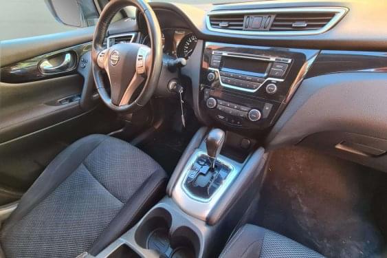 NISSAN QASHQAI 1.2 XTRONIC AUTO 2017 de segunda mano