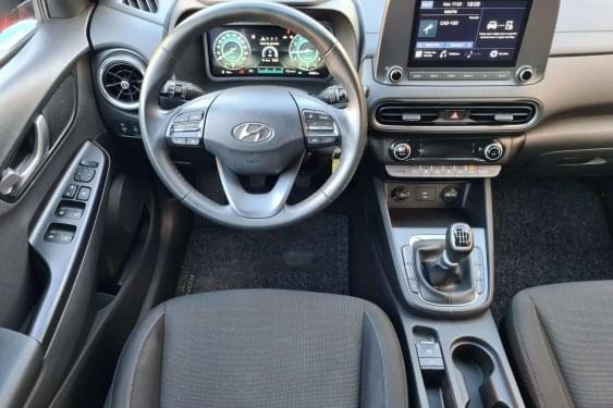 HYUNDAI KONA 1.0 TGDI 120cv. 48V KLASS HÍBRIDO 2022 de segunda mano