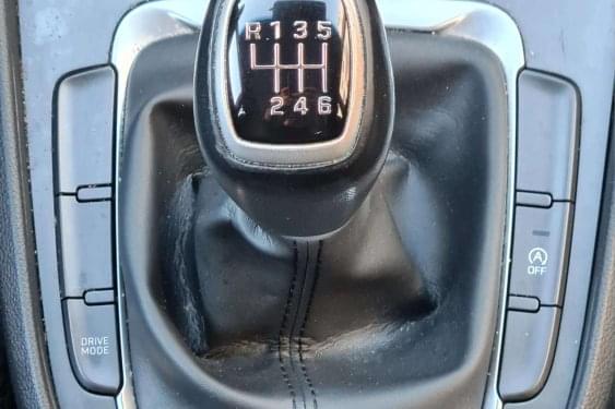 HYUNDAI KONA 1.0 TGDI 120cv. 48V KLASS HÍBRIDO 2022 de segunda mano