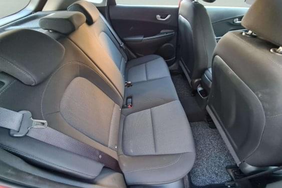 HYUNDAI KONA 1.0 TGDI 120cv. 48V KLASS HÍBRIDO 2022 de segunda mano