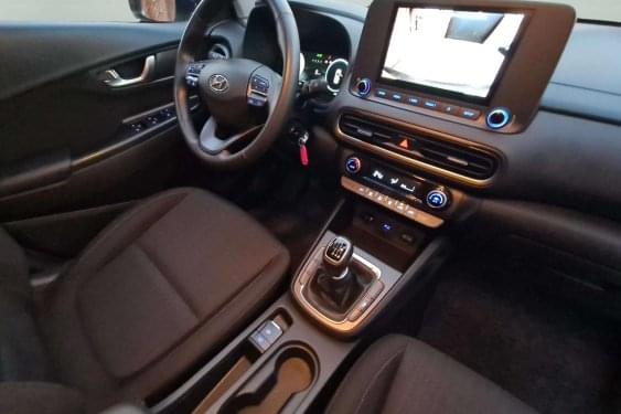 HYUNDAI KONA 1.0 TGDI 120cv. KLASS 2022 de segunda mano