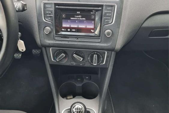 VOLKSWAGEN POLO 1.4 TDI 75cv. 2014 de segunda mano