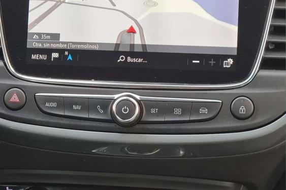 OPEL CROSSLAND 1.2i turbo 130cv. AUTOM. ELEGANCE PACK 2024 de segunda mano