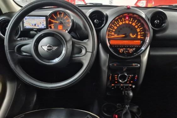 MINI COUNTRYMAN COOPER D 2.0 DPF 112cv. AUTOMÁTICO 2016 de segunda mano