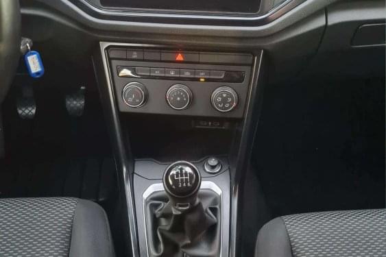 VOLKSWAGEN T-ROC 2.0 TDI 115cv. ADVANCED 2021 de segunda mano