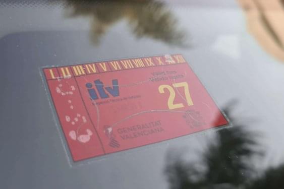 VOLKSWAGEN T-ROC 2.0 TDI 115cv. ADVANCED 2021 de segunda mano