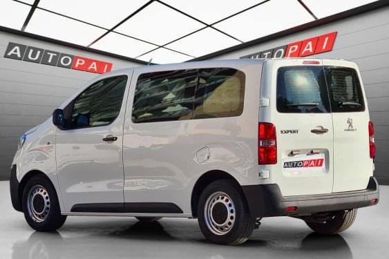 PEUGEOT TRAVELLER EXPERT 1.5 BlueHDI 100cv. 6v. COMPACT. 2019 de segunda mano