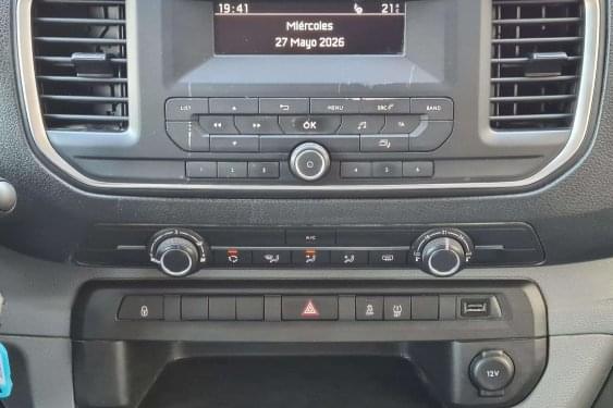 PEUGEOT TRAVELLER EXPERT 1.5 BlueHDI 100cv. 6v. COMPACT. 2019 de segunda mano