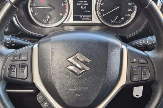 SUZUKI VITARA 4X4 1.6d ALL GRIP 120cv. 4WD 2017 de segunda mano
