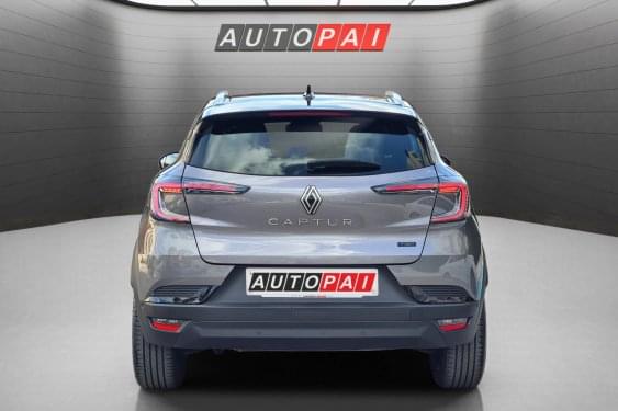 RENAULT CAPTUR CAPTUR Techno E-Tech 145cv. Full hybrid 2025 de segunda mano