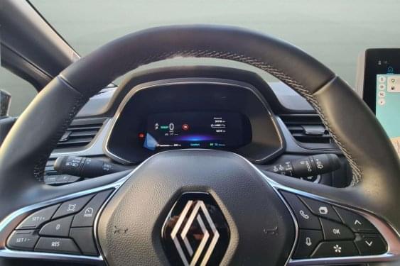 RENAULT CAPTUR CAPTUR Techno E-Tech 145cv. Full hybrid 2025 de segunda mano