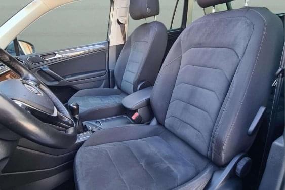 VOLKSWAGEN TIGUAN 2.0TDI 150cv. SPORT 4MOTION 2018 de segunda mano