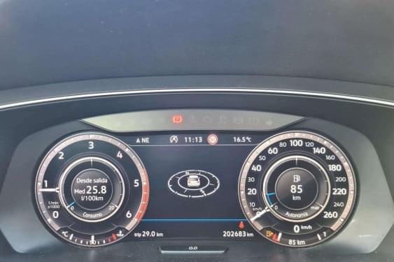 VOLKSWAGEN TIGUAN 2.0TDI 150cv. SPORT 4MOTION 2018 de segunda mano