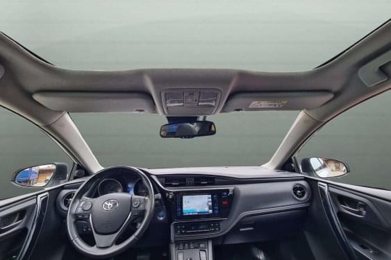 TOYOTA AURIS 1.8 VVTI HSD 16v CVT híbrido 2016 de segunda mano