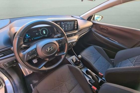 HYUNDAI BAYON 1.2mpi 85cv. MAXX 2022 de segunda mano
