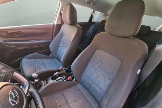 HYUNDAI BAYON 1.2mpi 85cv. MAXX 2022 de segunda mano